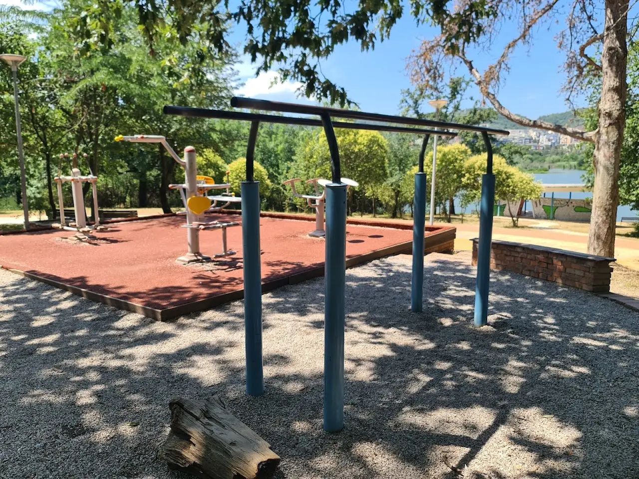 Outdoor gym calistenic