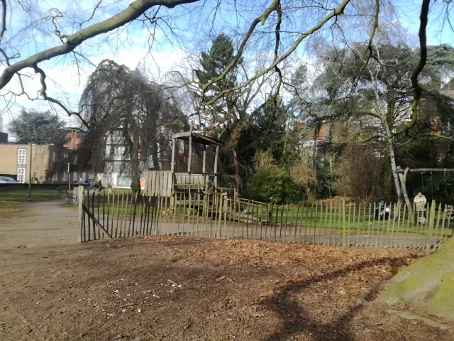 Vinkenhof free outdoor gym / fitness