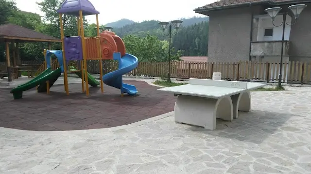 Спортна Площадка