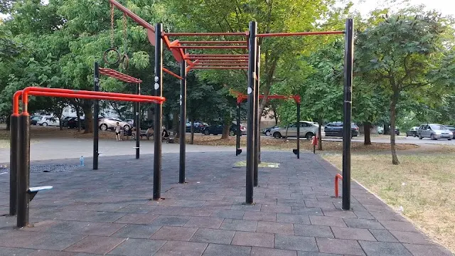 Street fitness
