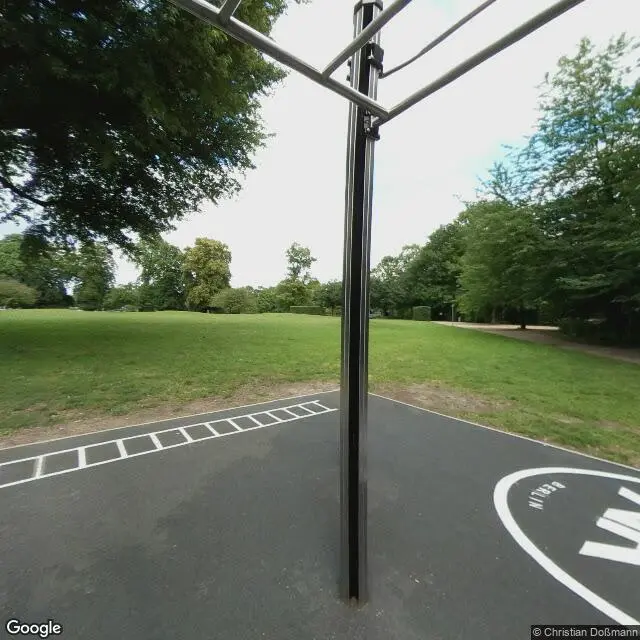 Outdoor Gym / Calisthenics Playground