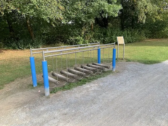 Wackeln - Bultkampmeile Trimm-dich-Pfad