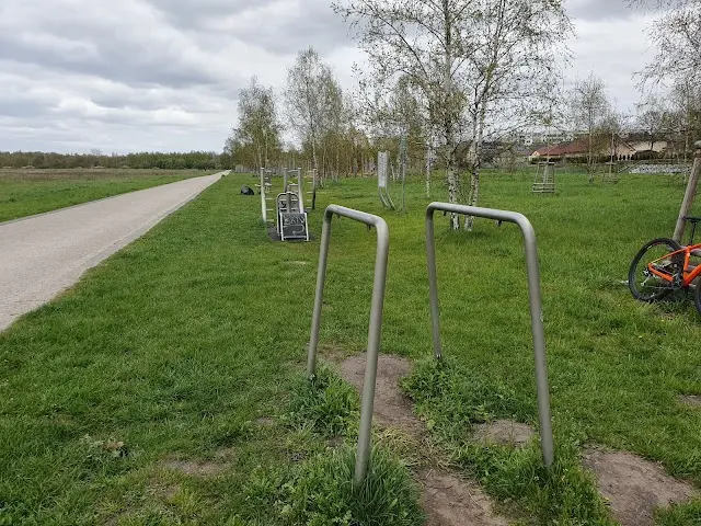 Trimm-Dich-Pfad am Skaterpark