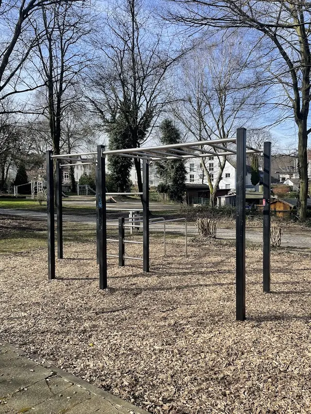 Calisthenics Station Kuhwiese
