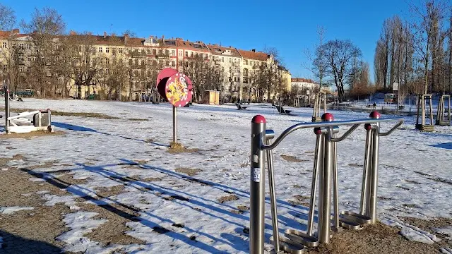 Trainings Park - Calisthenics Anlage - Cheruskerpark