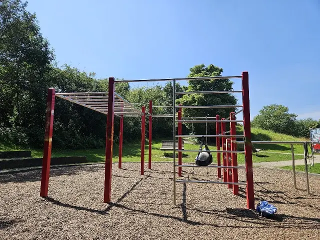 Calisthenics Gym - Nachbarschaftspark Düsseldorf Eller