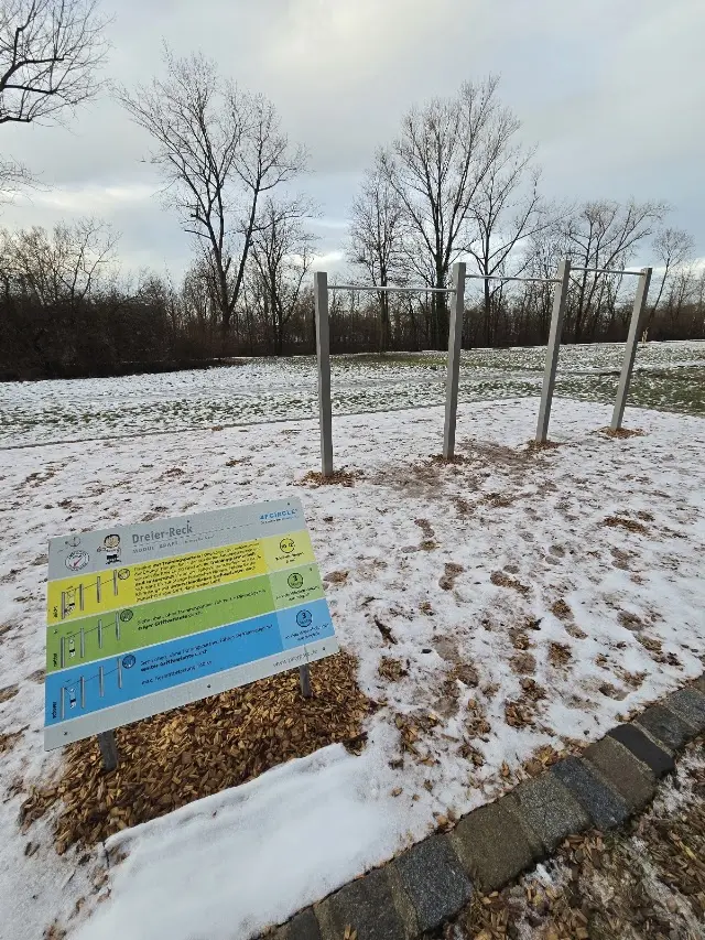 Calisthenics Park (Trimm Dich Anlage)