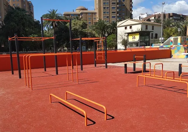 Parque de barras - Club Paris