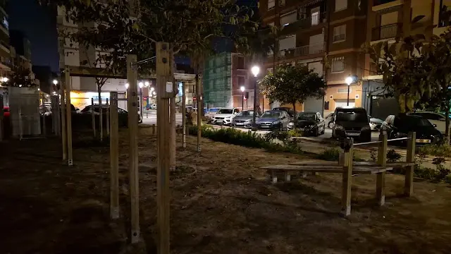 Parque de barras calistenia