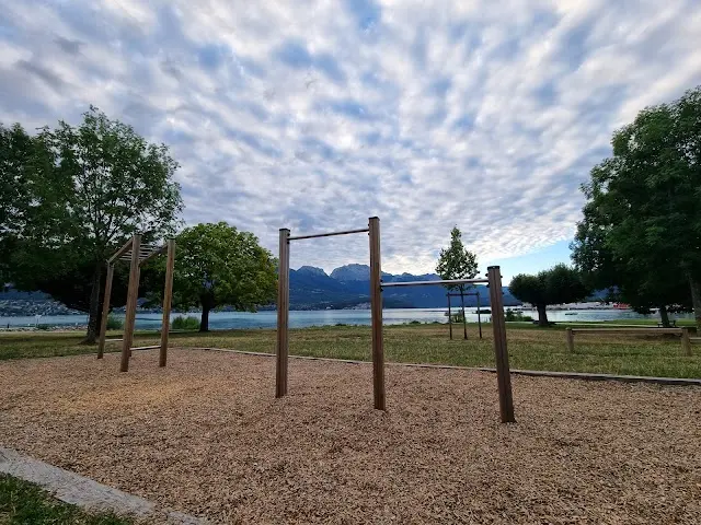 Mini street workout park (calisthenics)