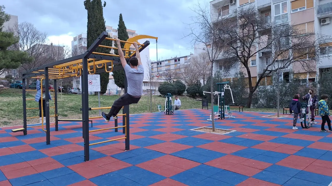 Street workout park Sućidar 2
