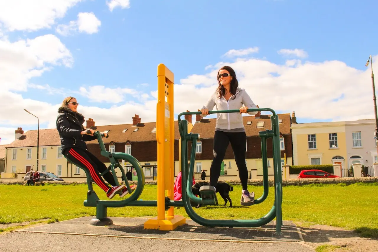 OUTFIT Outdoor Fitness