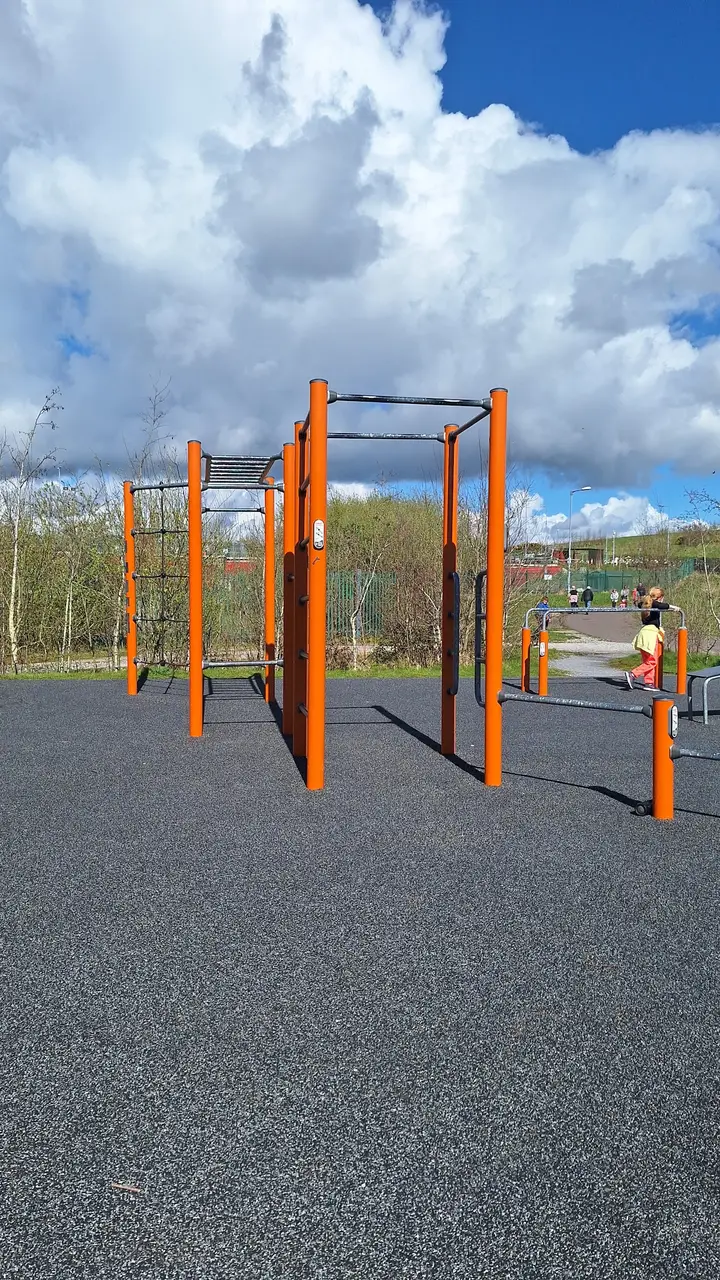 Calisthenics Outdoor Fitness Park