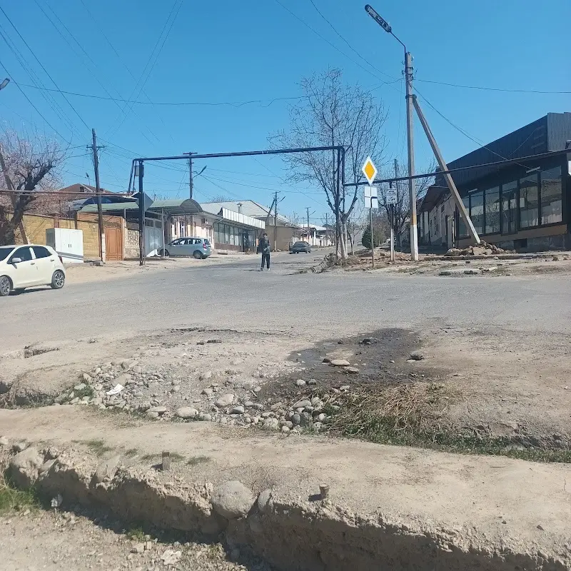 TIKA спорт аянтчасы (Ош)