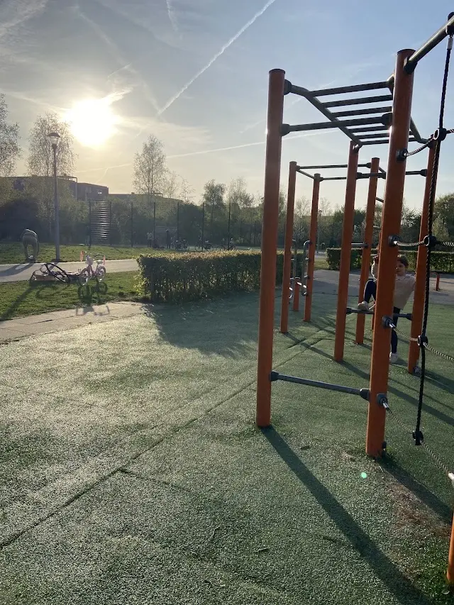 Klein Calisthenics Park Hoofddorp