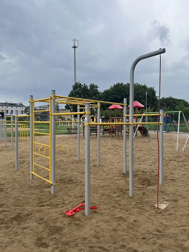 Plac do street workout oraz kalisteniki
