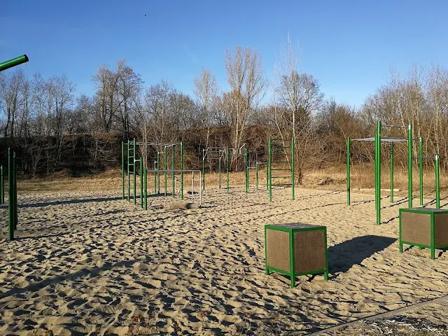 Siłownia plenerowa streetworkout