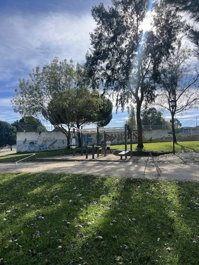 Outdoor Gym / Calisthenics Park