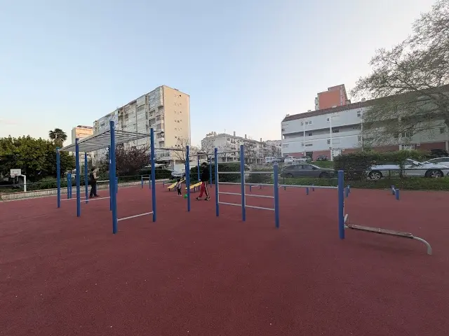 Parque calisténico dos Olivais Norte