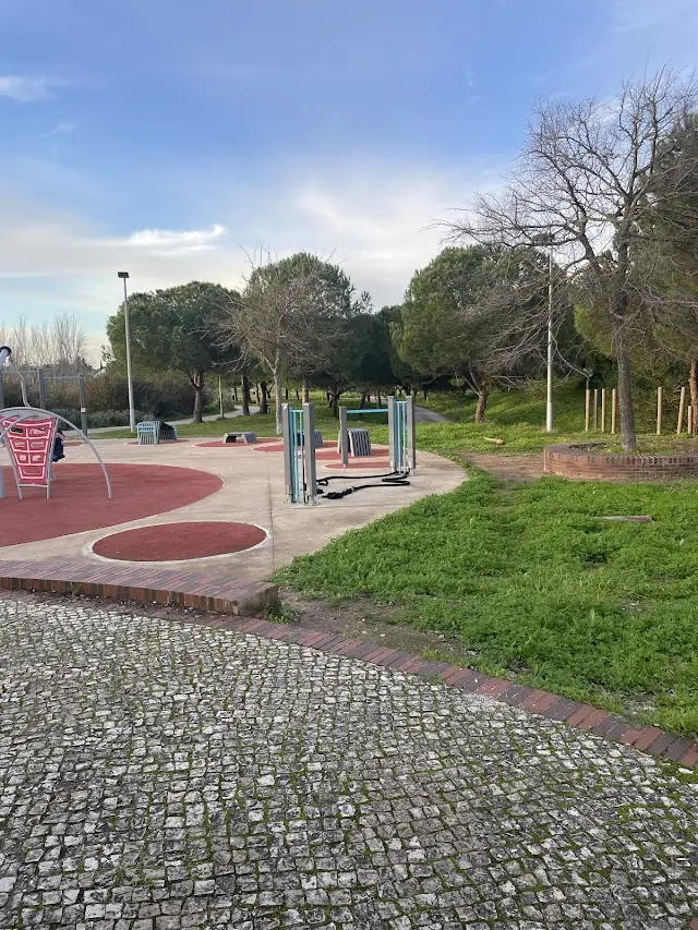 Equipamentos de Fitness e Calistenia