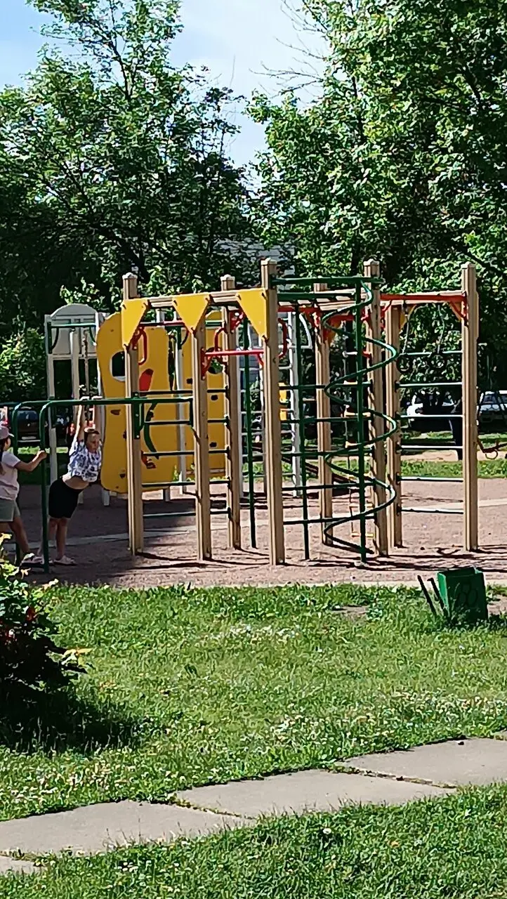 Спортплощадка